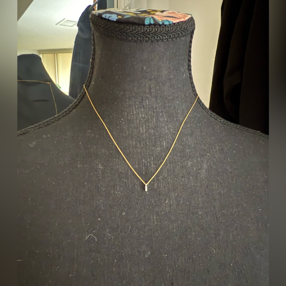 Maison Birks Diamond Rosée du Martin Bar Pendant with gold necklace